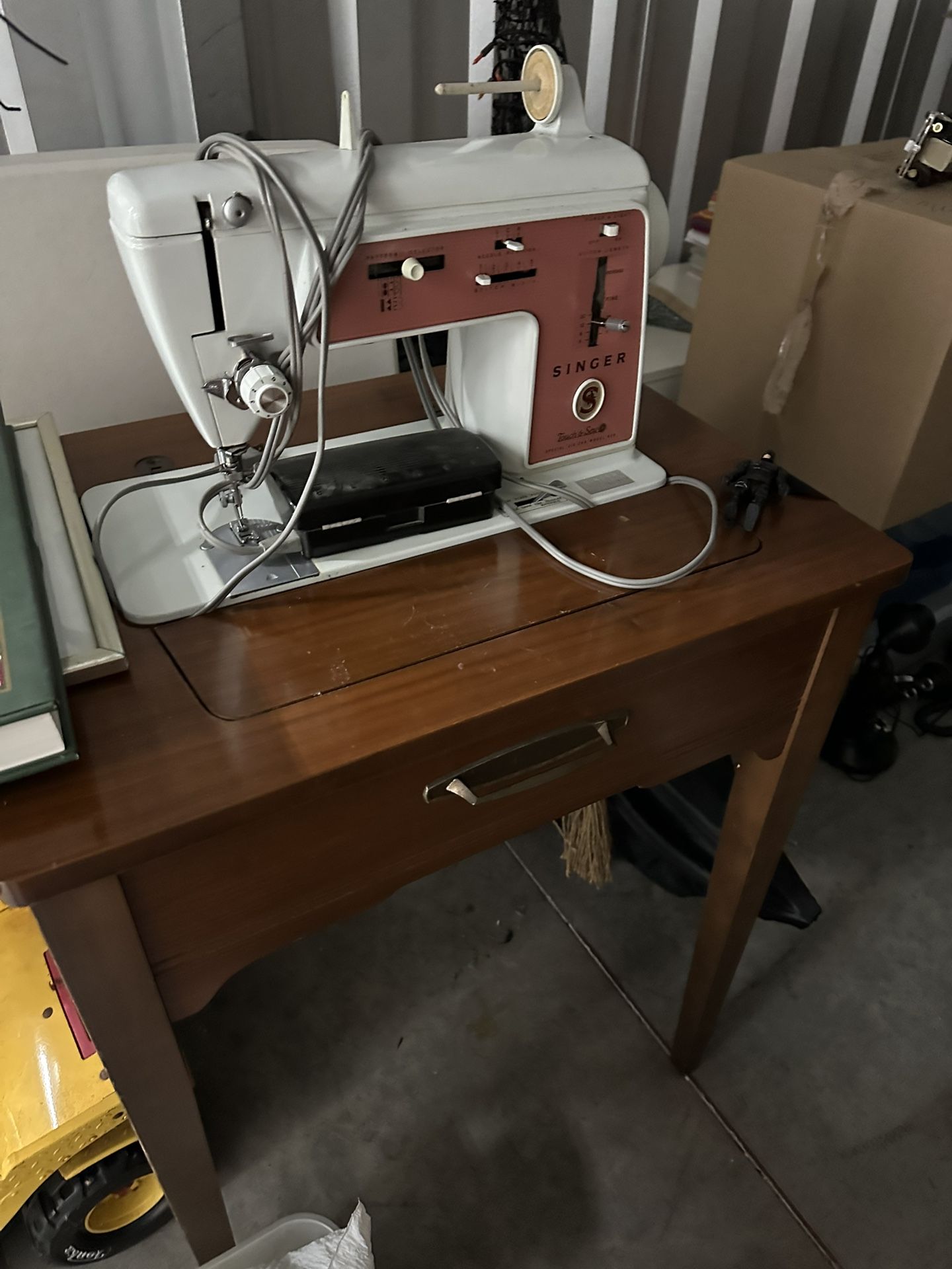 Vintage Singer Sewing Machine