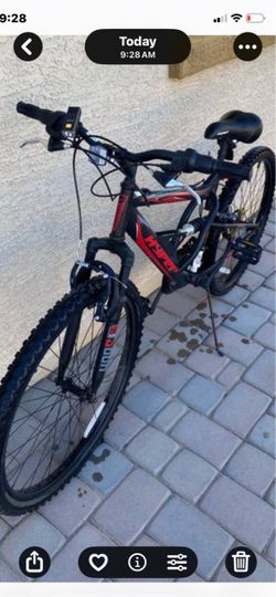 Hyper Mountain Bike Black and Red
