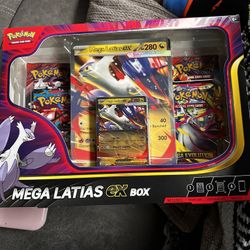 Pokémon Mega Latias ex box