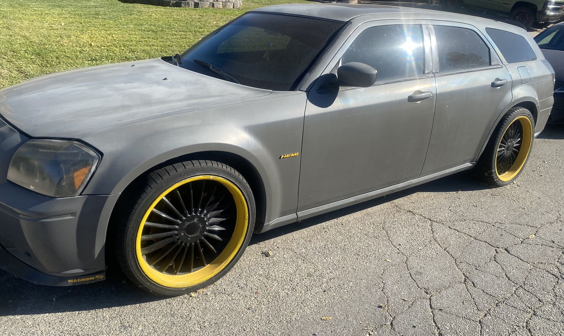 2005 Dodge Magnum