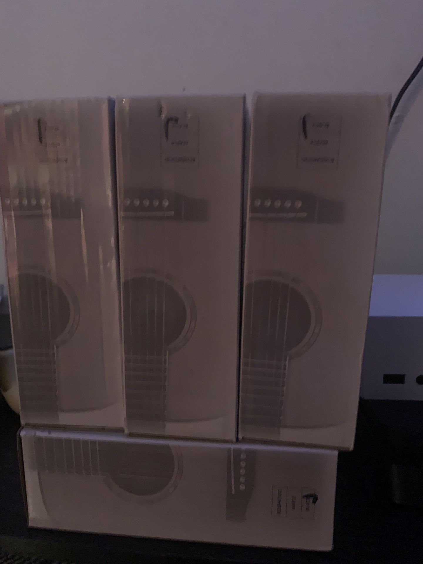 Mainstream Source Guitar Holders (x4)