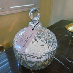 Cupcakes & Cashmere New Scented Candle in Decorative Glass Bowl with Lid
