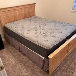 Queen Bed And Frame 