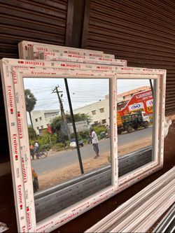 Storm-ready impact windows.
Custom fit. Competitive pricing.