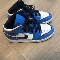 Air Jordan 1 Mid Single Blue Size 5y