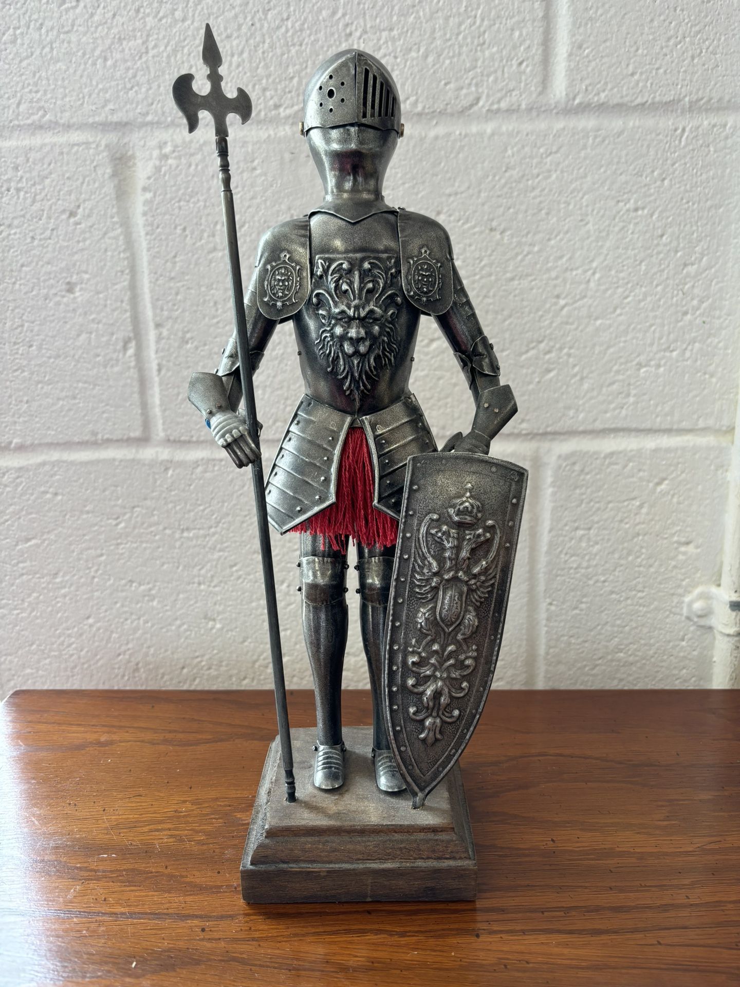 Vintage Antique The Knight Soldier Armor