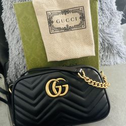 Authentic Gucci Black Purse  