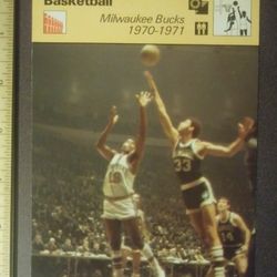 1979 Sportscaster Milwaukee Bucks New York Knicks Knickerbockers NBA Sport Basketball Photo Large Over-sized Card HTF Collectible Vintage Italy