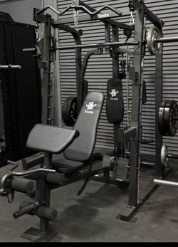 Brand NEW FREE DELIVERY SMITH MACHINE WITH BENCH