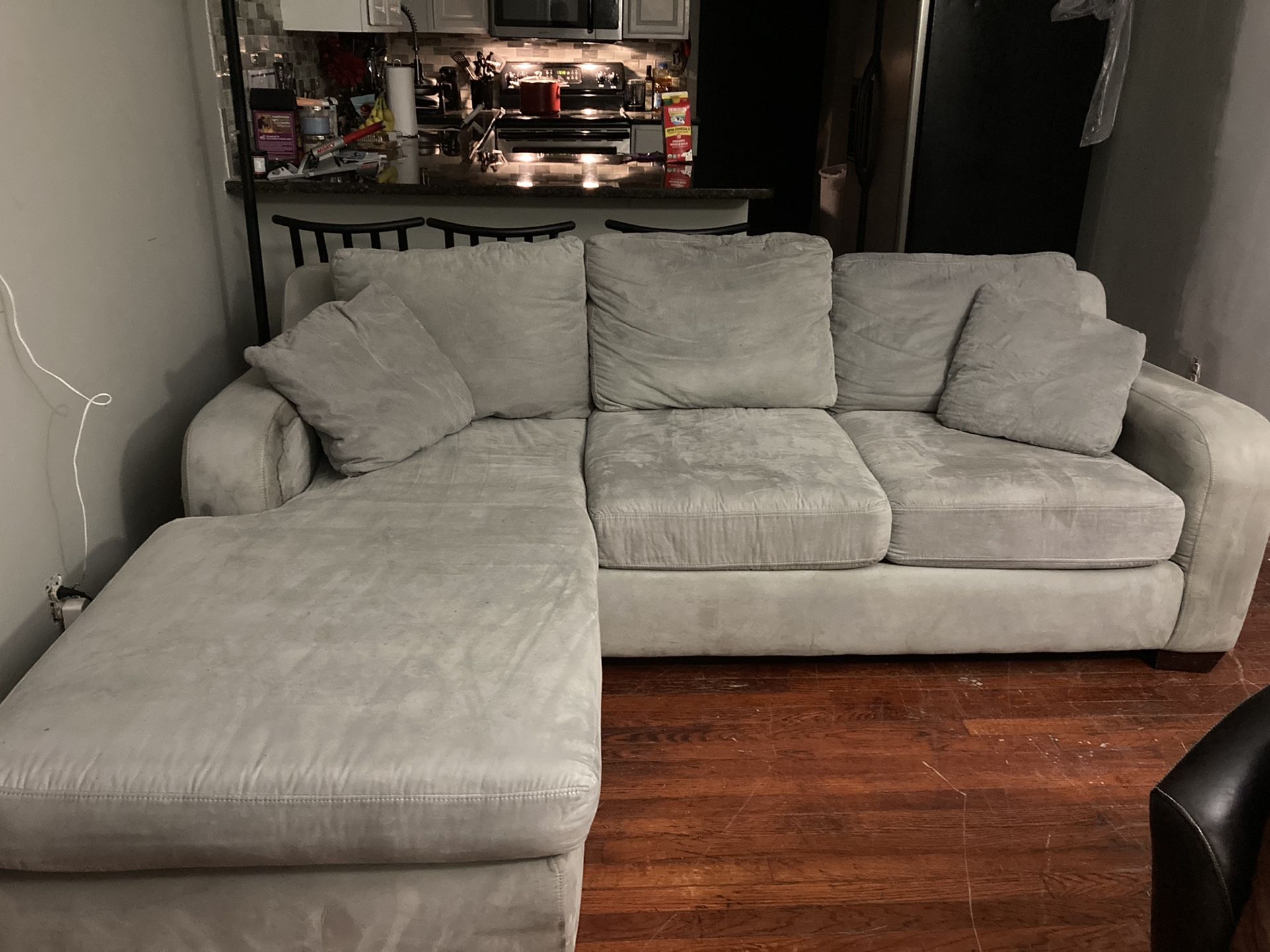 ROOMS TO GO MINT GREEN SECTIONAL $299 OBO...ALL OFFERS WELCOME!!!