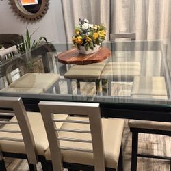 Dining Room 8 Chairs 