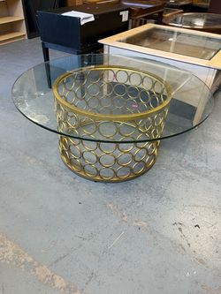 (In Store) Gold glass round coffee table