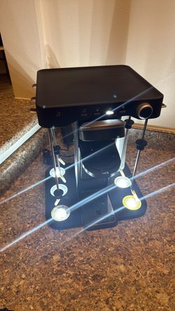 Cocktail Maker (BLACK+DECKER) Machine with 13 pods