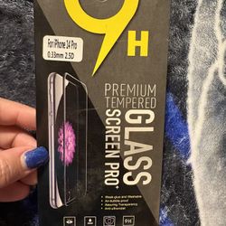 iPhone 14 Screen Protector 