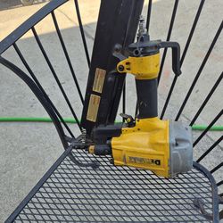 Dewalt Framing Nailer 🔫