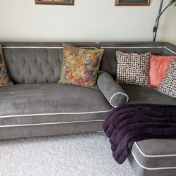Sectional Couch 