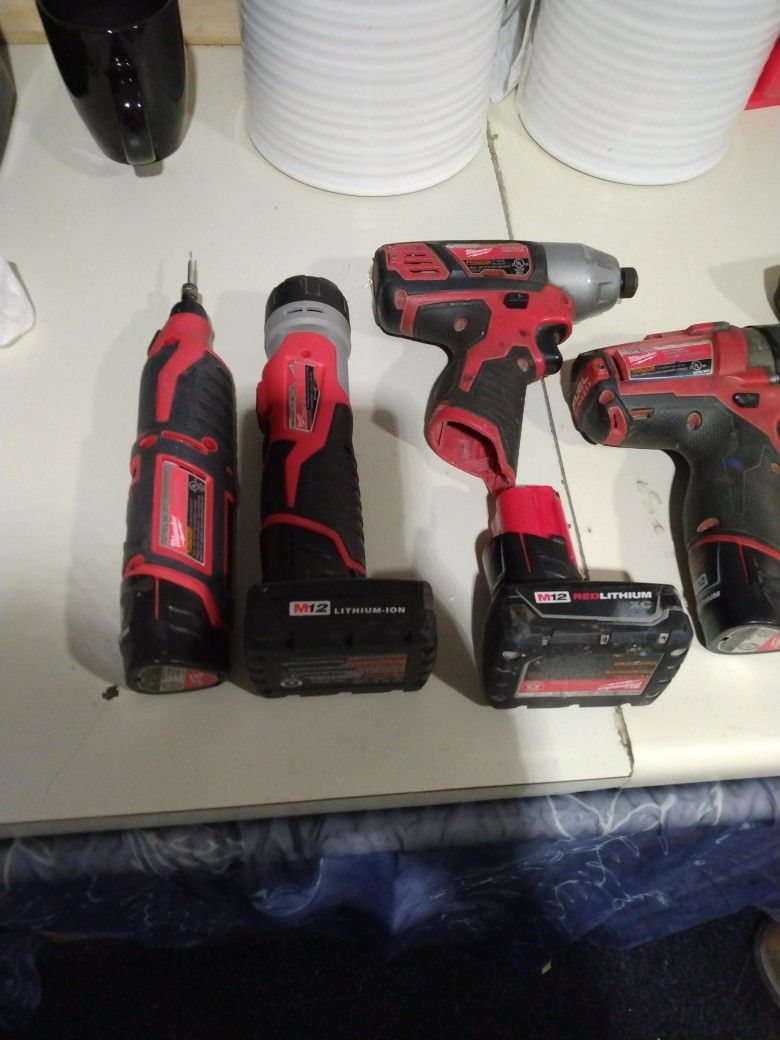 Milwaukee Power Tools