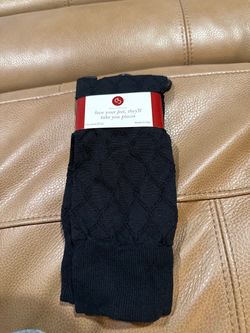 Black Pattern knee-high socks for women size 10-13 - NWT