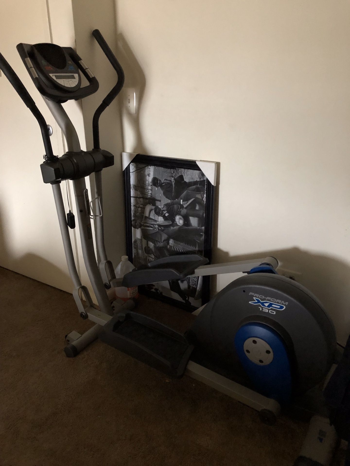 ProForm XP 130 elliptical for Sale in Chicago, IL OfferUp