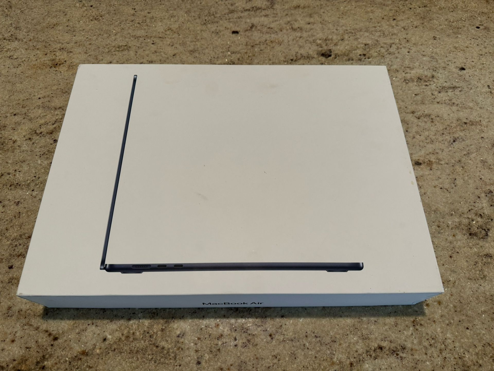 2024 MacBook Air 15-inch Laptop - M3 chip - 8GB Memory - 256GB SSD - Midnight