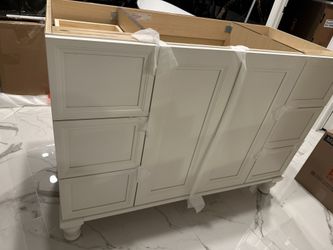 Kohler vanity cabinet for sale. Brand new!!
