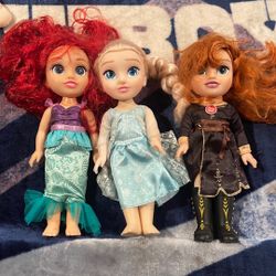 Disney dolls