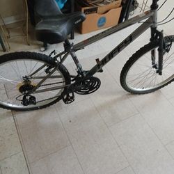 Huffy 24" Rock Creek Boys Mountain Bike for Men