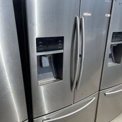 Samsung Beverage door refrigerator