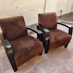 Set Of 2 Brown Armchairs