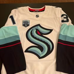 Brandon Tanev Seattle Kraken Hockey Jersey 