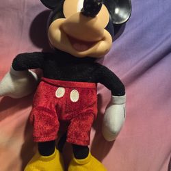 VTG Disney KCare Mickey Mouse Glowing Plush Brahms Lullaby Bedtime Music & Light