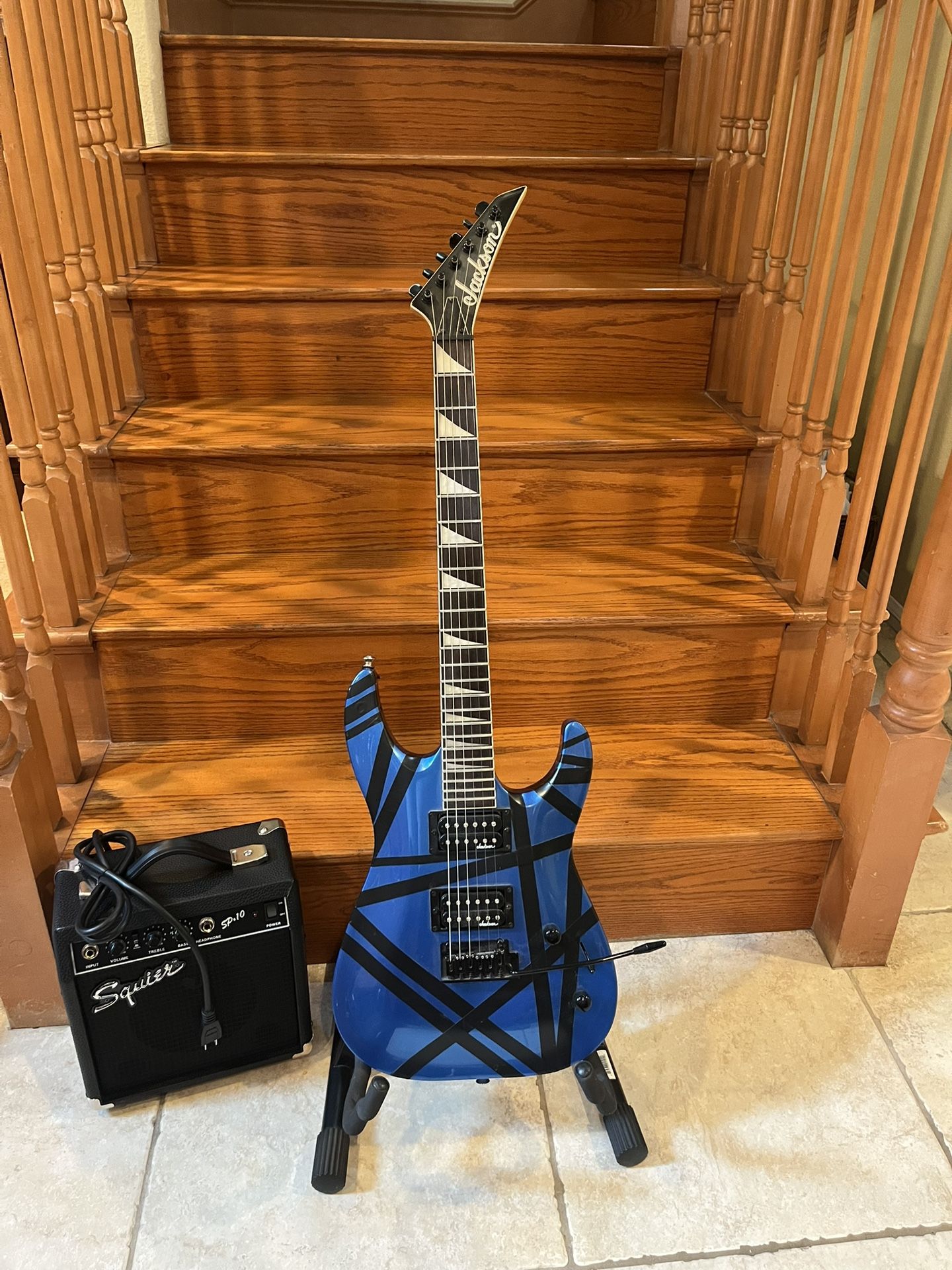 Jackson Dinky Electric Guitar (Brand New/Fully Setup) W/ Fender Squier SP10 Guitar Amp