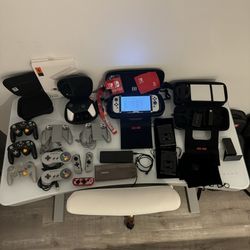 Nintendo Switch OLED Bundle 