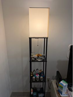 Floor lamp with shelves