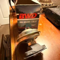 EGR Valve Fits Chevrolet Astro 1(contact info removed) C1(contact info removed)-1995 GMC Safari 1(contact info removed)