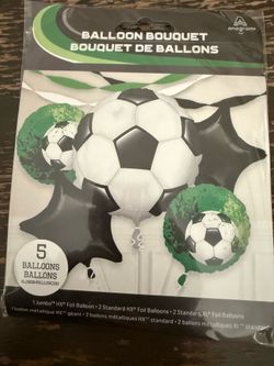 Soccer balloon bouquet