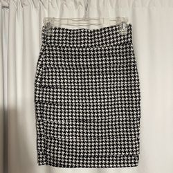 Checkered Black Ans White Skirt