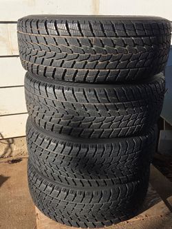 Toyota 265/70R16 six lug alloy wheels