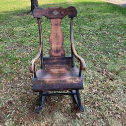 Rustic Antique Style Rocking Chair
