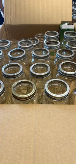 Quart Glass Mason Jars with Lids