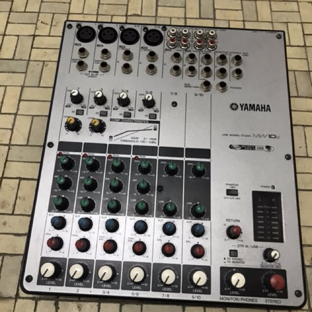 Yamaha MW10C Mixer interface