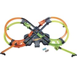 Hot Wheels Colossal Crash Track Set, Figure 8 Track Set,