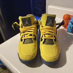 Jordan Lightning 4s 