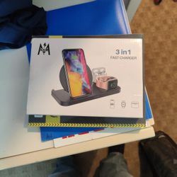 3 In 1 Apple Charger 