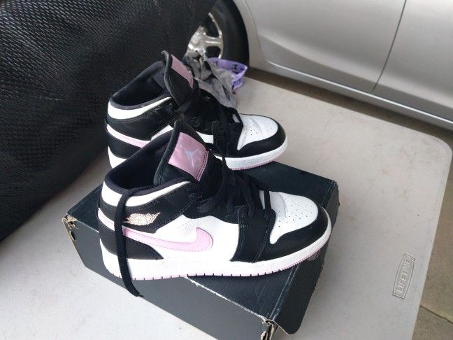 Air Jordans Size 5