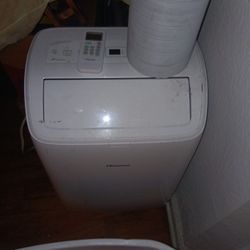 Hisense Air Conditioner With Remote