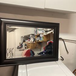 Dark color mirror