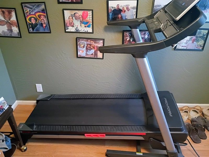 PRO-FORM 305 CST For Sale 