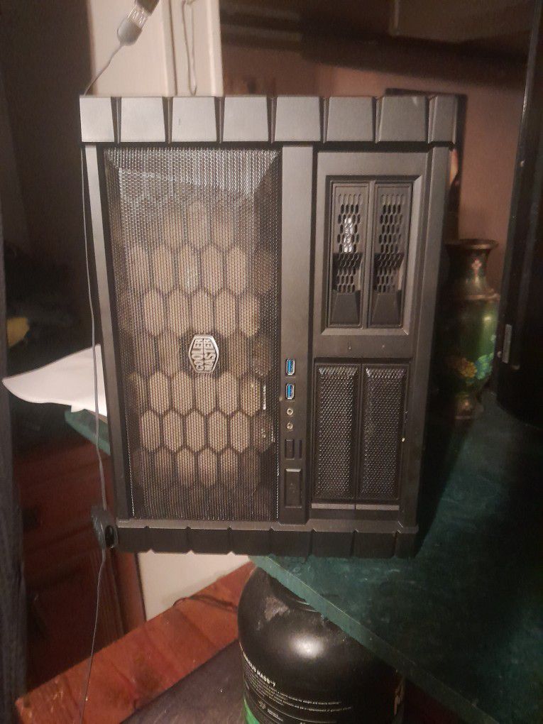Gaming Computer And 24inch Sreen 
