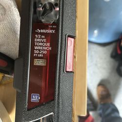 Husky 1/2 In & 3/8 In Torque Wrenches 